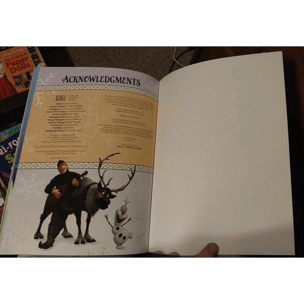 Frozen The Essential Guide - Picture 8 of 8